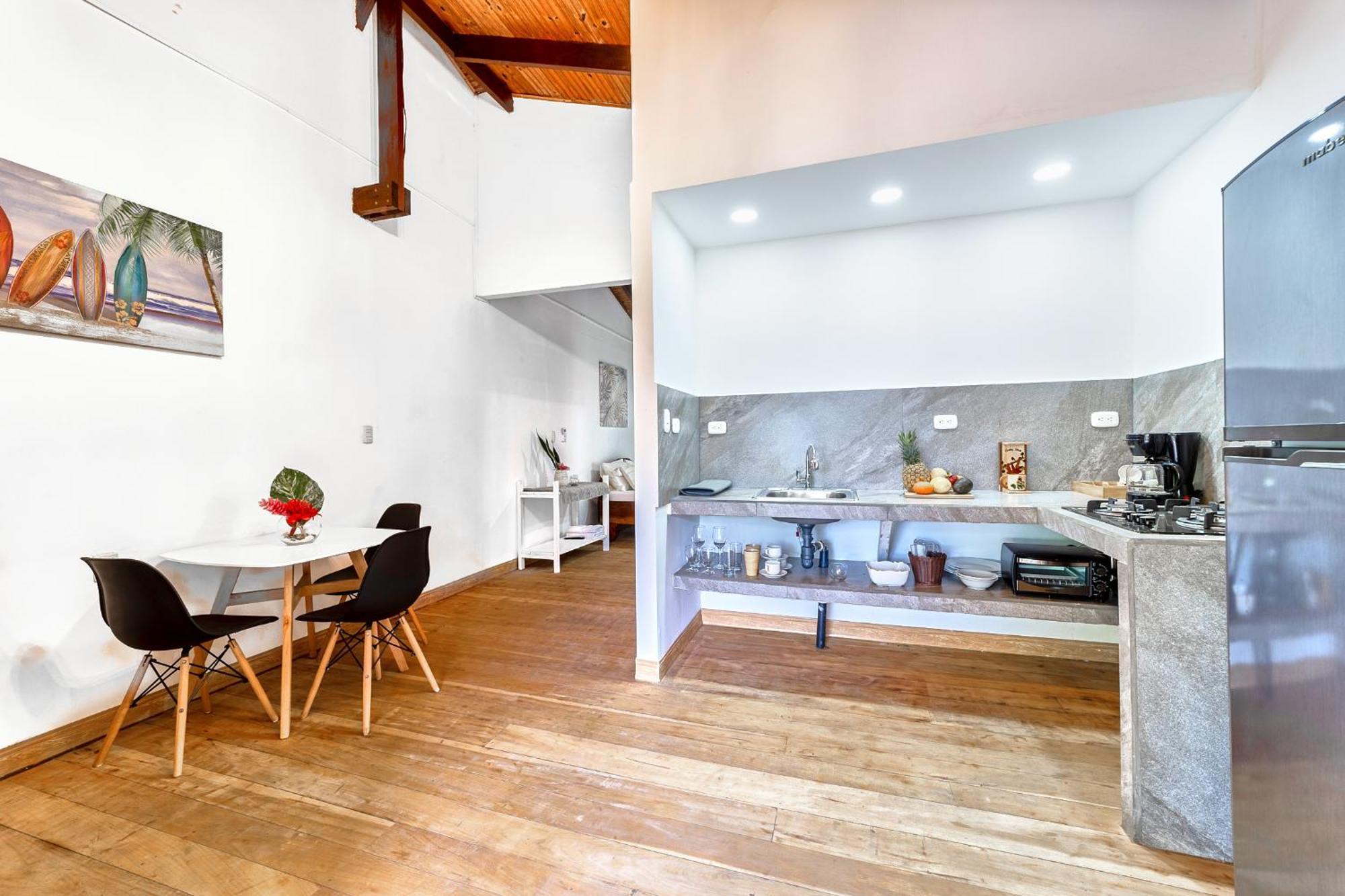 Apartmán Elena Brown Puerto Viejo de Talamanca Exteriér fotografie