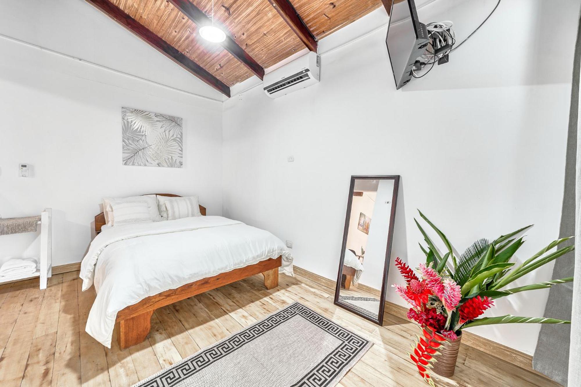 Apartmán Elena Brown Puerto Viejo de Talamanca Exteriér fotografie